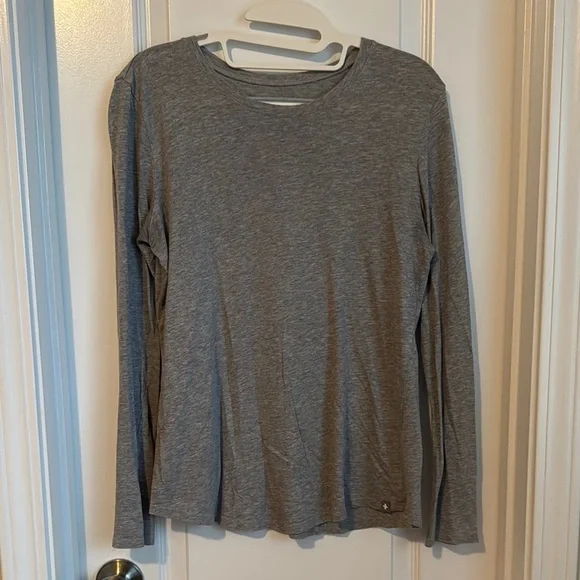 Figs Ultra-Soft Underscrub shirt - Picture 1 of 7